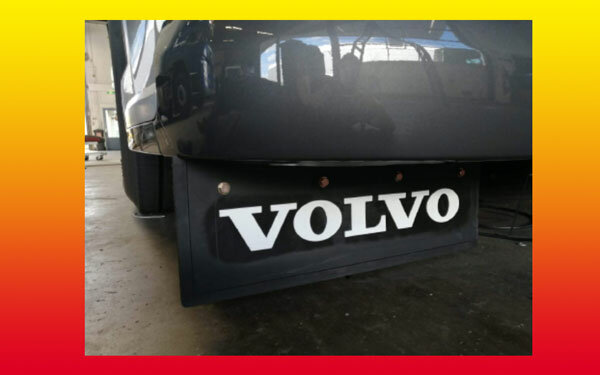 Spatlapbeugel set voor Volvo FH4/5 zonder onderlip zonder spatlappen